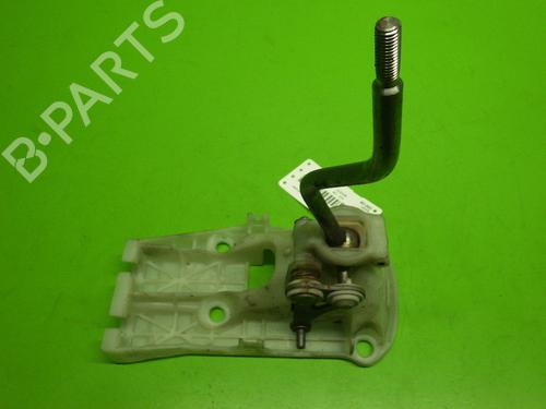 Used Shift knob HONDA CR-V I (RD) 2.0 16V 4WD (RD1, RD3) (147 hp) 14734941