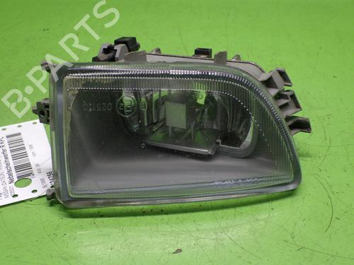 Used Right front fog light NISSAN PRIMERA Hatchback (P11) 2.0 16V (131 hp) 29215700