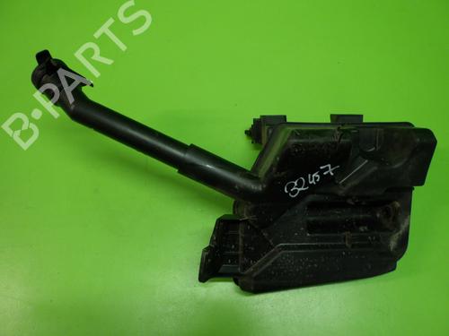 Used Windscreen washer tank OPEL ASTRA K Sports Tourer (B16) 1.2 Turbo (35) (131 hp) 33041833