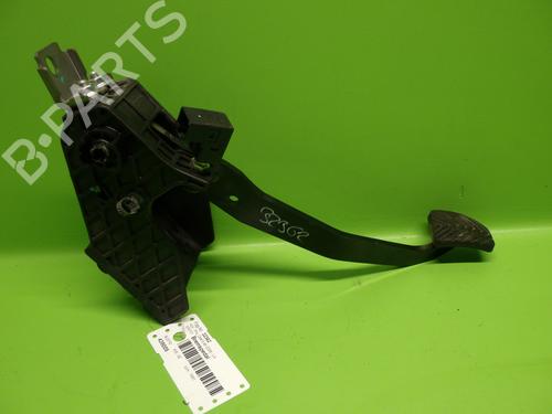 Rempedaal KIA CEE'D Hatchback (ED) 1.6 CVVT (125 hp) 32276120