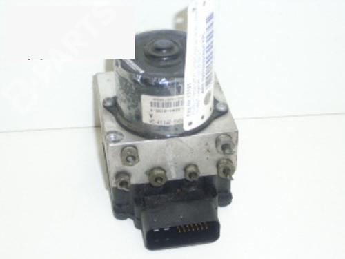 Used ABS pump FORD FOCUS I Turnier (DNW) 1.6 16V (100 hp) 6401530