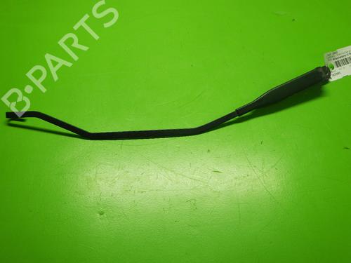 Used Front windshield wiper arm SMART CABRIO (450) 0.8 CDI (S1OLC1, 450.401, 450.402, 450.403, 450.400) (41 hp) 14736293