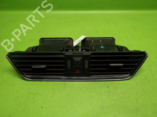 Used Air vent SKODA OCTAVIA III Combi (5E5, 5E6) 2.0 TDI (150 hp) 29215959