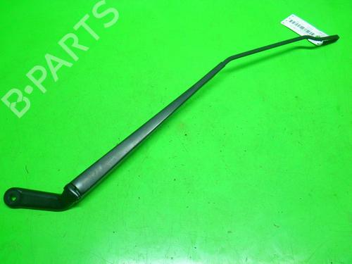 Used Front windshield wiper arm PEUGEOT 206 Hatchback (2A/C) 1.4 i (75 hp) 14715662