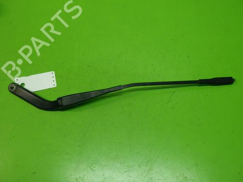 Used Front windshield wiper arm BMW 1 (E81) 116 i (122 hp) 14743379