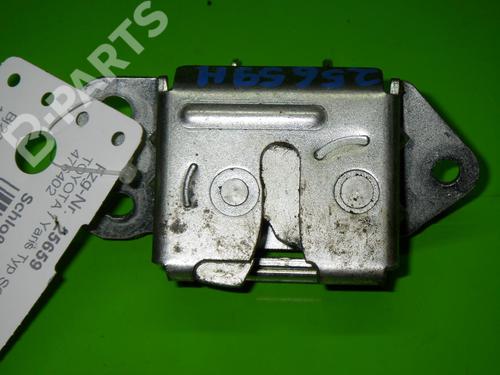 Used Tailgate lock TOYOTA YARIS (_P1_) 1.0 (SCP10_, SCP10R) (68 hp) 6356697