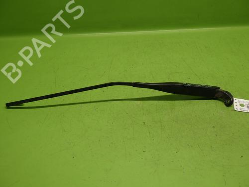 Used Front windshield wiper arm MERCEDES-BENZ A-CLASS (W168) A 190 (168.032, 168.132) (125 hp) 29872967