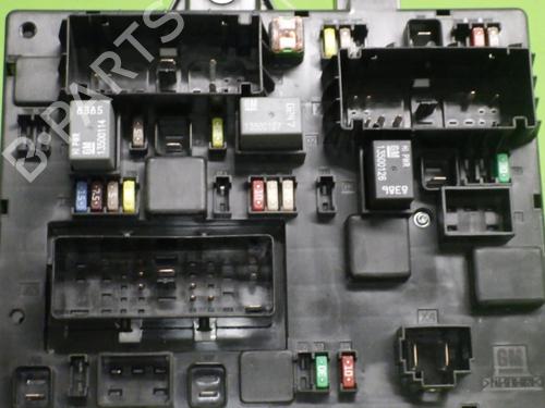 Fuse box OPEL ASTRA J (P10) 1.6 Turbo (68) | BP28526593E1 