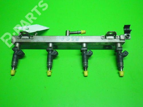 Used Injection rail Injection rail BMW 3 Compact (E46) 316 ti (115 hp) 6373551 6373551