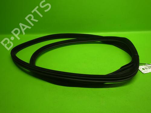 Used Rubber door seal BMW 5 Touring (F11) 530 d (258 hp) 14739516