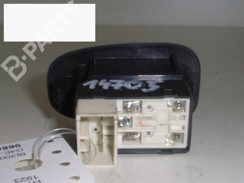 Left rear window switch HYUNDAI ACCENT II (LC) 1.3 | BP6407747I29 
