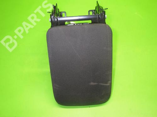 Used Armrest / Center console AUDI A4 B8 Avant (8K5) 2.0 TDI (120 hp) 7743622