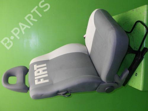 Banco frente direito Banco frente direito FIAT SEICENTO / 600 (187_) 1.1 (187AXB, 187AXB1A, 187AXC1A02) (54 hp) 36173075 36173075