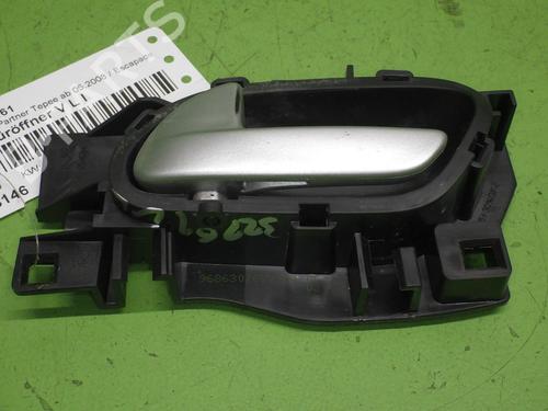 Used Front left interior door handle Front left interior door handle 37455810 37455810