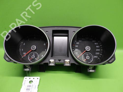Used Instrument cluster VW GOLF VI (5K1) 1.2 TSI (86 hp) 19337057