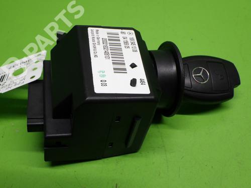 Used Ignition barrel MERCEDES-BENZ A-CLASS (W169) A 170 (169.032, 169.332) (116 hp) 12147504