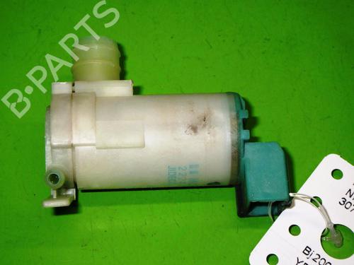 Used Washer pump NISSAN X-TRAIL I (T30) 2.2 Di 4x4 (114 hp) 14724805