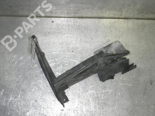 Tverrbjelke AUDI 80 B3 Saloon (893, 894, 8A2) 2.0 E 16V (137 hp) 6402500