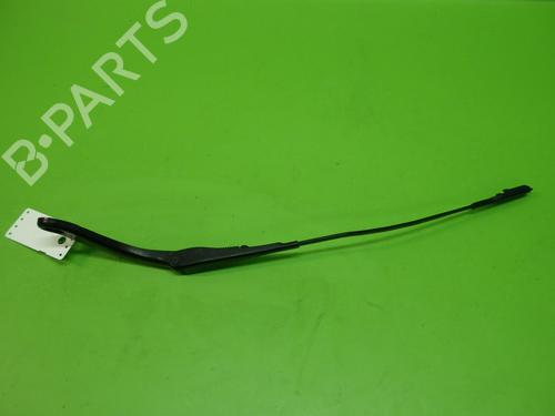 Used Front windshield wiper arm BMW 3 Touring (F31) 318 d (143 hp) 18122954