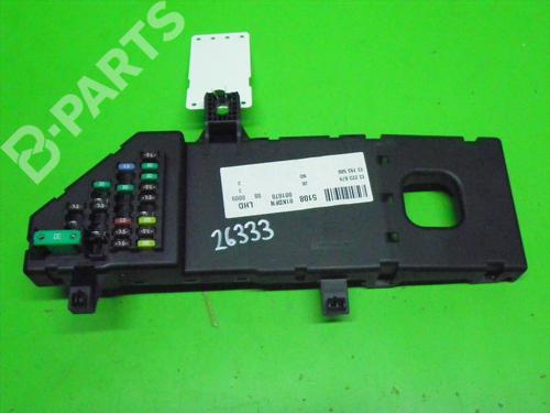 Fuse box OPEL SIGNUM Hatchback (Z03) 1.9 CDTI (F48) | BP6361727E1 