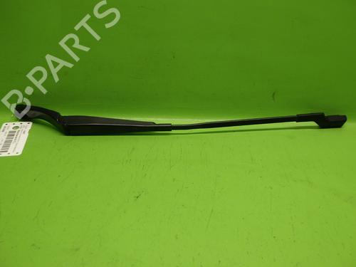 Used Front windshield wiper arm Front windshield wiper arm 38257404 38257404