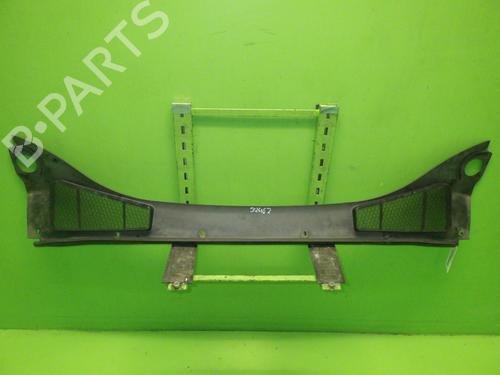 Used Scuttle panel FORD FOCUS III Turnier 1.0 EcoBoost (100 hp) 32276599