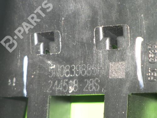 Rear right exterior door handle SKODA FABIA III (NJ3) 1.0 | BP6393001C130 
