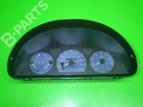 Used Instrument cluster FIAT PUNTO (176_) 60 1.2 (176AP, 176AR, 176AQ, 176BB) (60 hp) 6371466