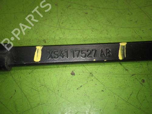 Front windshield wiper arm FORD FOCUS I (DAW, DBW) 1.8 16V | BP29872974C143