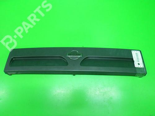 Used Grille NISSAN VANETTE Van (_C22) 2.0 D (C22, GC22) (67 hp) 6358036