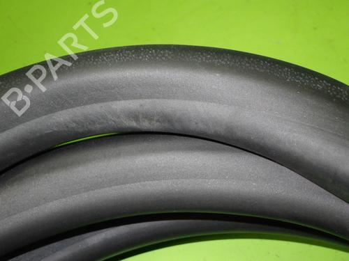 Rubber door seal OPEL INSIGNIA B Grand Sport (Z18) 2.0 4x4 (68) | BP25778608C142
