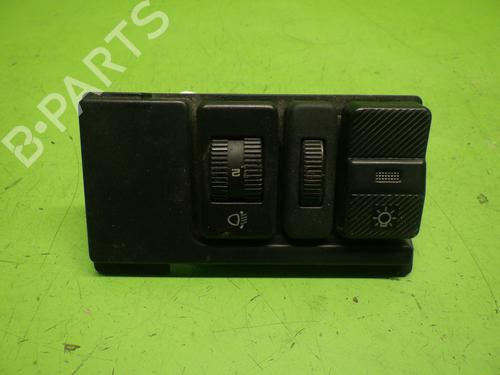 Comutador luzes VW TRANSPORTER T4 Bus (70B, 70C, 7DB, 7DK, 70J, 70K, 7DC, 7DJ) 1.9 TD (68 hp) 28711891