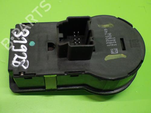 Headlight switch CHEVROLET CRUZE Hatchback (J305) 2.0 CDI | BP22629567I24