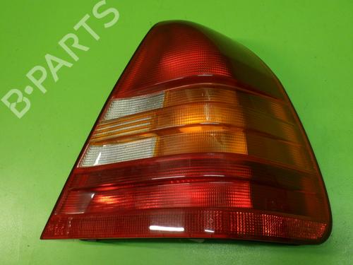 Used Right taillight Right taillight MERCEDES-BENZ C-CLASS (W202) C 180 (202.018) (122 hp) 40517217 40517217