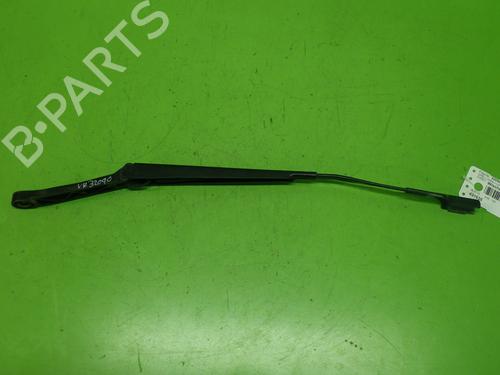 Used Front windshield wiper arm OPEL ASTRA J (P10) 1.6 Turbo (68) (180 hp) 28526625