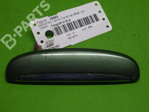 Used Rear right exterior door handle Rear right exterior door handle DAIHATSU SIRION (M1) 1.0 i (M100) (56 hp) 6352195 6352195