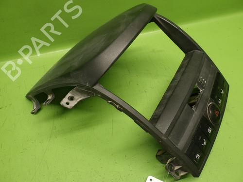 Warning switch KIA SORENTO I (JC) 2.5 CRDi 4WD | BP37432282I22 - Image 3