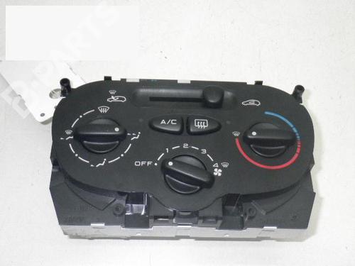 Used Climate control PEUGEOT 206+ (2L_, 2M_) 1.4 i (2LKFWA, 2MKFWA) (75 hp) 6352527