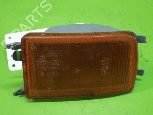Used Right front indicator VW GOLF III (1H1) 1.9 TDI (90 hp) 14362276