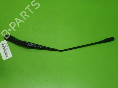 Used Front windshield wiper arm MERCEDES-BENZ A-CLASS (W169) A 180 CDI (169.007, 169.307) (109 hp) 26380896