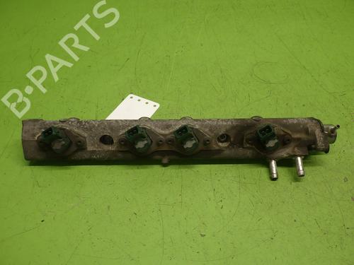 Rail D'Injecteurs RENAULT MEGANE Scenic (JA0/1_) 2.0 i (JA0G) (114 hp) 30365542