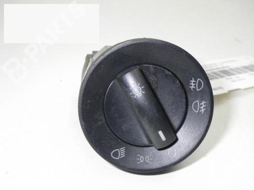 Used Headlight switch VW POLO (9N_, 9A_) 1.4 16V (80 hp) 6351027
