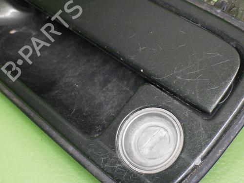 Klamka zewnętrzna drzwi przednich lewych MAZDA MPV I (LV) 3.0 i V6 (LVEW) | BP30797146C128