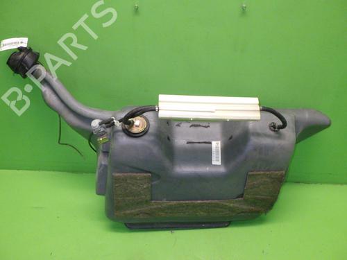Used Fuel tank AUDI 80 B3 Saloon (893, 894, 8A2) 1.8 S (90 hp) 31607684