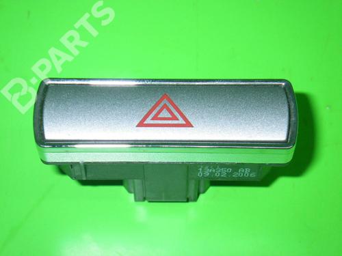 Used Warning switch FORD MONDEO III Turnier (BWY) 2.0 16V TDDi / TDCi (115 hp) 6368660