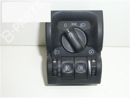 Used Headlight switch OPEL VECTRA B (J96) 1.8 i 16V (F19) (115 hp) 6349540