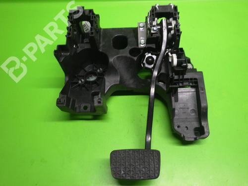Used Pedal OPEL INSIGNIA A (G09) 2.8 V6 Turbo 4x4 (68) (260 hp) 6385119