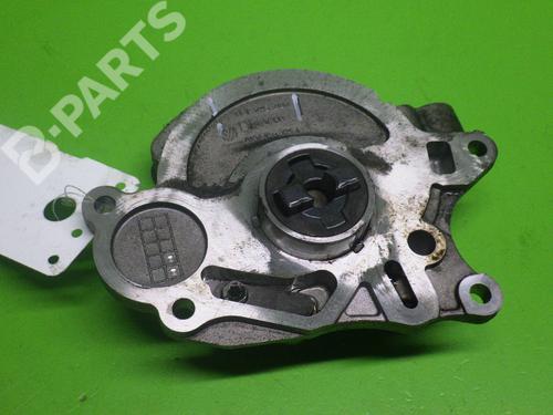Used Vacuum pump VW GOLF VI (5K1) 1.6 TDI (90 hp) 7401139