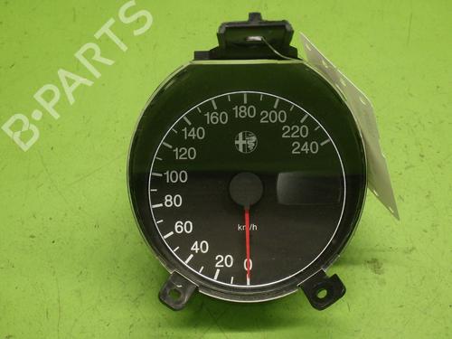 Used Instrument cluster Instrument cluster 37432310 37432310