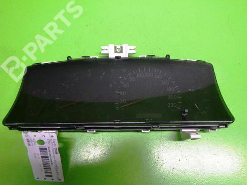 Used Instrument cluster TOYOTA COROLLA Verso (_E12_) 2.0 D-4D (CDE120_, CDE120R) (90 hp) 6382912